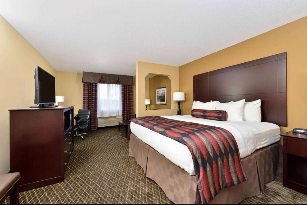 Baymont by Wyndham Ardmore I-35 Image 10
